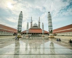 The stunning architecture of the Great Mosque of Central Java in Semarang, Indonesia, reflecting cultural heritage.